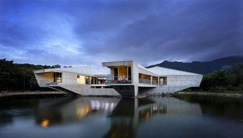 Alkira Daintree Rainforest Luxury Holiday Home With Private Beach - Tourism Adelaide 2