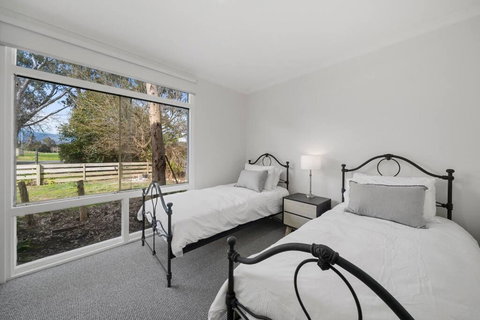 Alpine Hills Hideaway - Tourism Adelaide 3