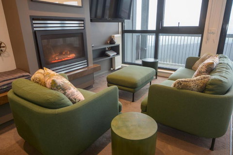 Alto Villa 403 - Tourism Adelaide 0