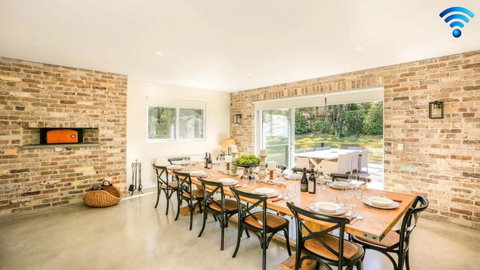 Amaroo - Tourism Adelaide 0