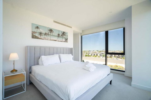 Amazing CBD 3BR Apt Bayview Free Parking - Tourism Adelaide 1