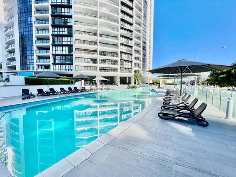 Amazing Sierra Grand Resort 26th Floor - Tourism Adelaide 0