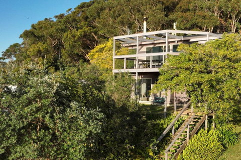 Amazing Views At Hyams Beach - Tourism Adelaide 0