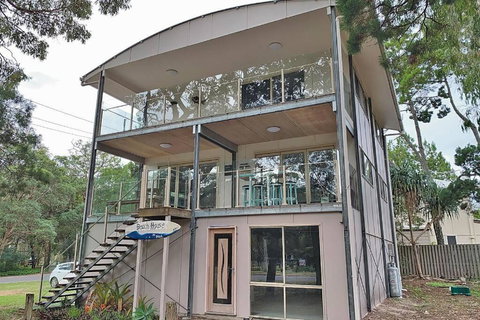 AMITY BEACHHOUSE - Tourism Adelaide 0