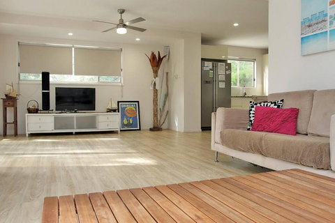 AMITY BEACHHOUSE - Tourism Adelaide 4