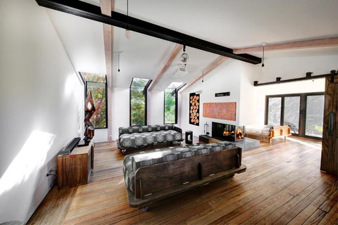 Ancient Future Style At Warby Sabi - Tourism Adelaide 1