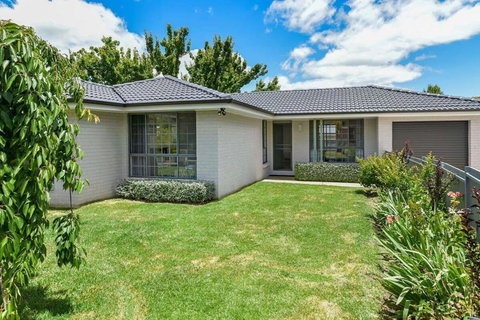 Anson Abode - CBD Home, Modern Sophistication - Tourism Adelaide 3