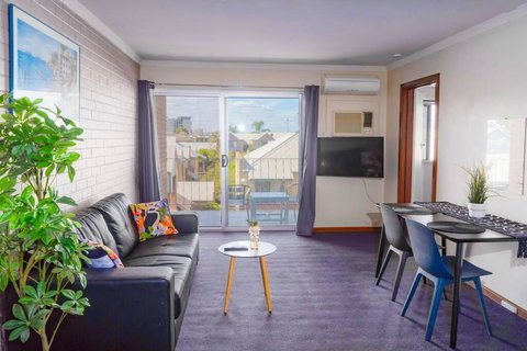 Apartment 11 Burswood - Tourism Adelaide 0