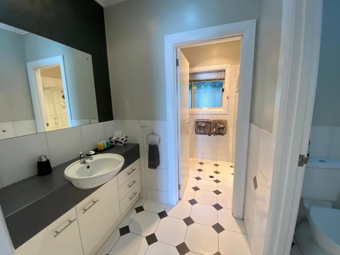 Apartment 144 Mount Gambier - Tourism Adelaide 4