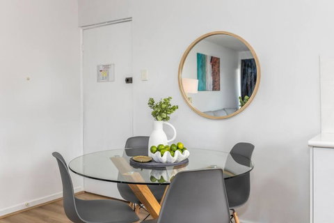 Apartment 8 Burswood - Tourism Adelaide 1