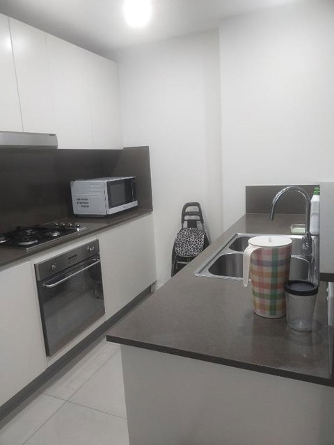 Apartment In Parramatta - Tourism Adelaide 3