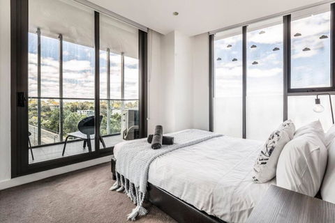 Apartment Living 02677 - Tourism Adelaide 2