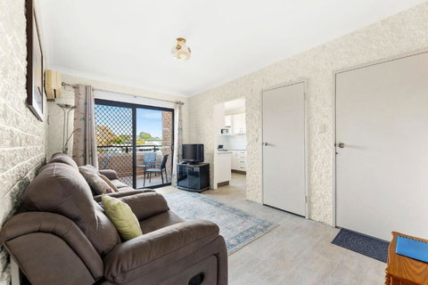 Apollo Unit 14 1st Floor - Tourism Adelaide 1