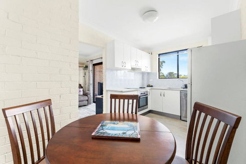 Apollo Unit 14 1st Floor - Tourism Adelaide 2