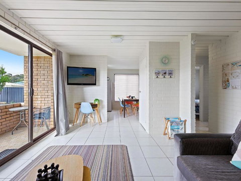 Apollo Unit 28 Ground Floor - Tourism Adelaide 1