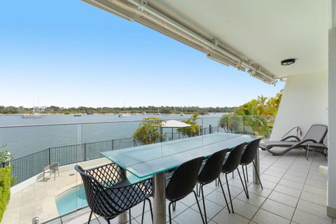 Aqua Linea 3 Noosa Parade 82 - Tourism Adelaide 1