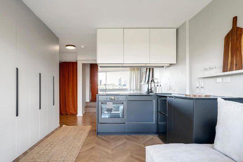 Aquarius - Luxe Inner City Abode - Tourism Adelaide 3