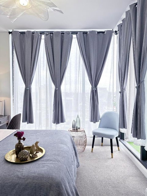 Artistic Sunroom In Granville - Tourism Adelaide 1