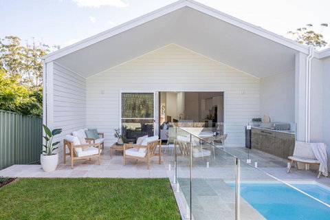 Aster - Tourism Adelaide 0