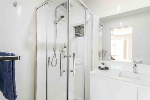 Avenue Family Retreat - Tourism Adelaide 4