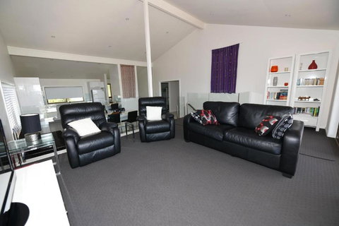 Balcony Bay Views - Belle Escapes Jervis Bay - Tourism Adelaide 4