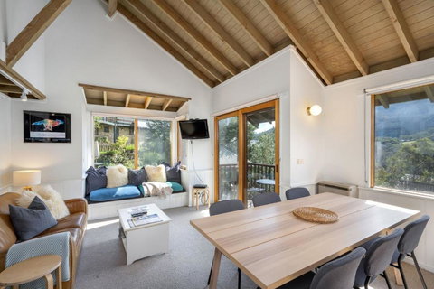 Banjo 1 Bedroom With Loft Bunk Room And Amazing Views - Tourism Adelaide 0