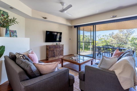 Bay Largo I Private Properties - Tourism Adelaide 3