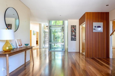 Bay Largo I Private Properties - Tourism Adelaide 1