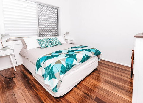 BAY PROPERTIES . Pacific Lodge - Tourism Adelaide 1