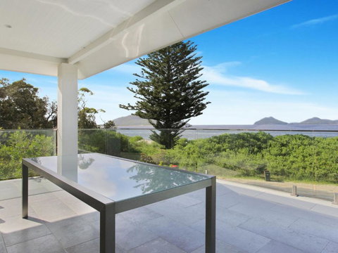 Bays Edge - Tourism Adelaide 2