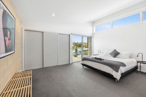 Beach Baby - Tourism Adelaide 3