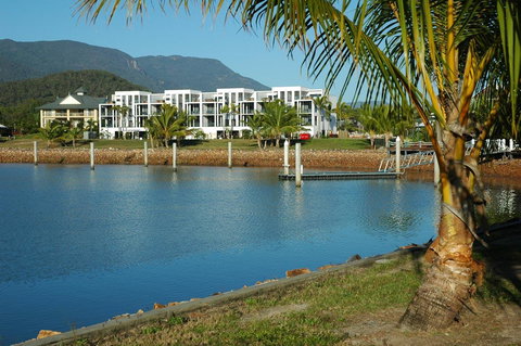 Hinchinbrook Holiday Apartments - Tourism Adelaide 22