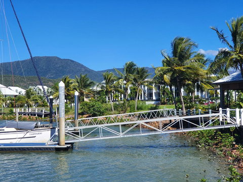 Hinchinbrook Holiday Apartments - Tourism Adelaide 32