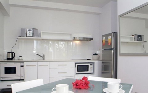 Hinchinbrook Holiday Apartments - Tourism Adelaide 14