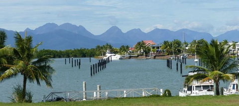 Hinchinbrook Holiday Apartments - Tourism Adelaide 38