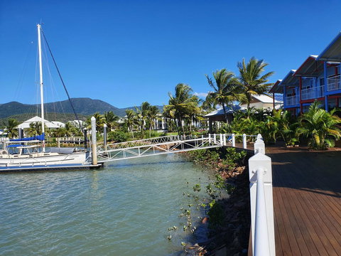 Hinchinbrook Holiday Apartments - Tourism Adelaide 33