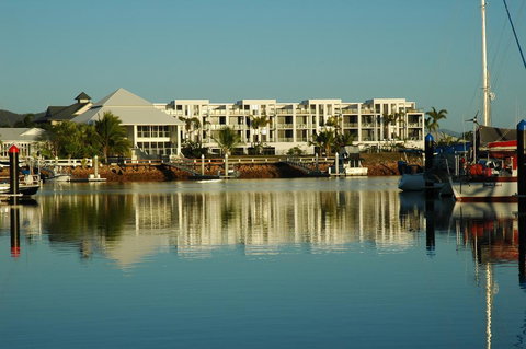 Hinchinbrook Holiday Apartments - Tourism Adelaide 28