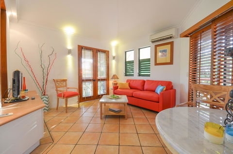 Martinique On Macrossan - Tourism Adelaide 3