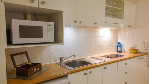 Martinique On Macrossan - Tourism Adelaide 5