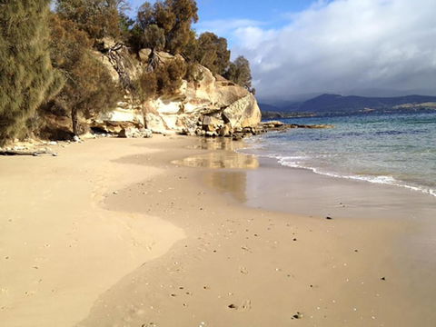 Bruny Island Escapes And Hotel Bruny - Tourism Adelaide 9