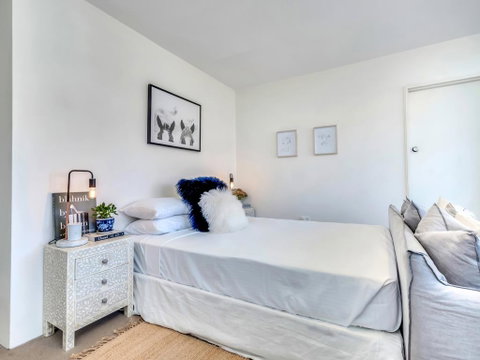 10 Barncleuth Square - Tourism Adelaide 3