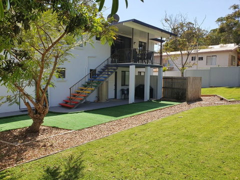 12 Cooloola Drive - Family Home, Close To Beach, Pet Friendly - Tourism Adelaide 2