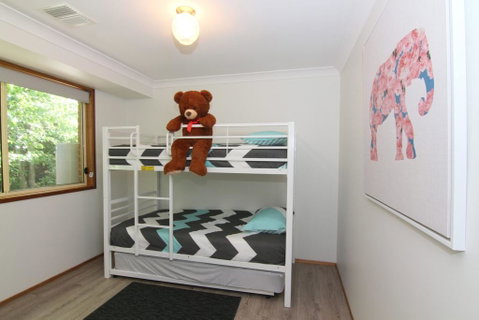12 Mount Porepunkah Road - Tourism Adelaide 3