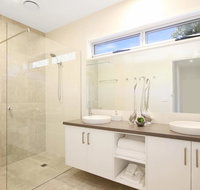 18 on Rayner - swish apartment Myrtleford - Tourism Adelaide
