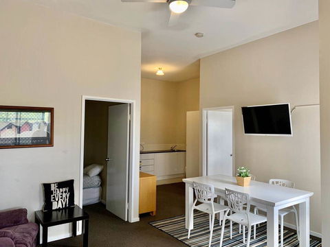 2 Bed Rooms Granny Flat - Complete Privacy - Tourism Adelaide 2