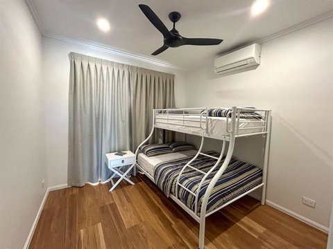 Beach Break - 4 Bedroom Use - Family Home - Tourism Adelaide 4
