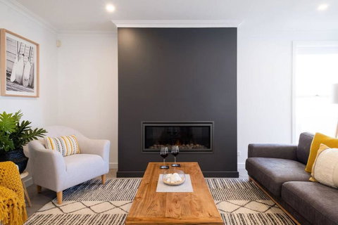 Beach Retreat - Tourism Adelaide 2