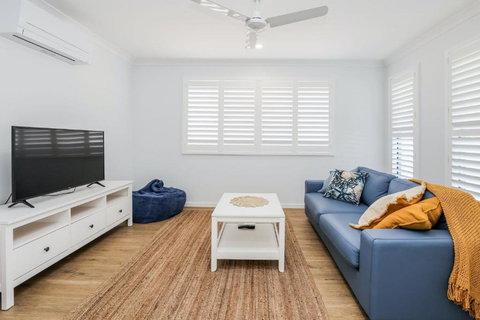 Beach Wood Holiday Home - Tourism Adelaide 4