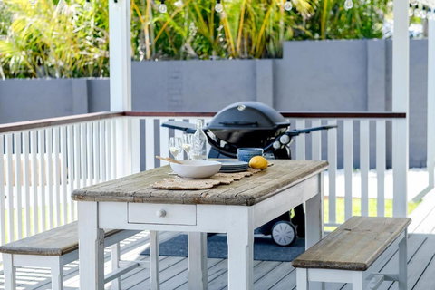 Beached At Mollymook - Tourism Adelaide 4