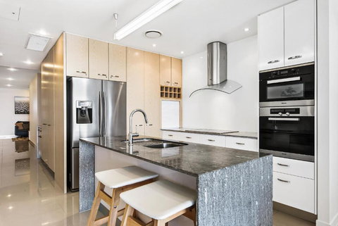 Beaches On Maroochy 1 Beach Parade - Tourism Adelaide 2